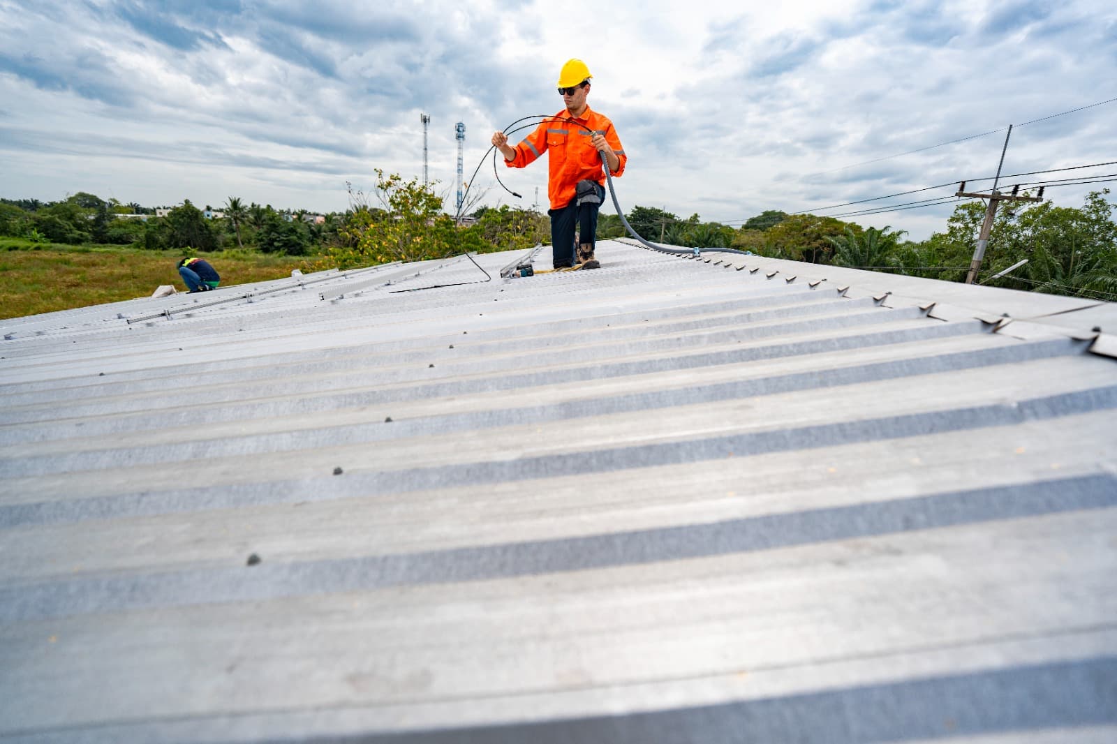 Commercial roofing project